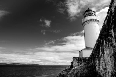Siyah ve beyaz Davaar deniz feneri, Davaar Adası, Campbeltown