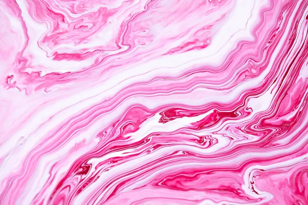 Ljus magenta rosa och vit marmorering raster bakgrund. Färgglada flytande stripy minimalistisk trendig färg konsistens. Rosenröd abstrakt flytande konst. Akryl och olja flödar modern kreativ bakgrund. — Stockfoto