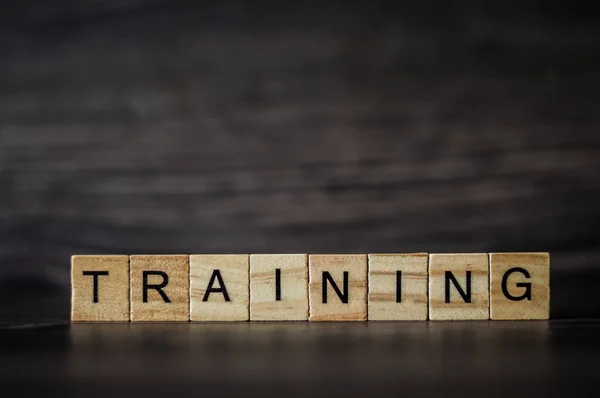 ışık kare Panel ağaç üzerinde oluşan kelime eğitim bir 