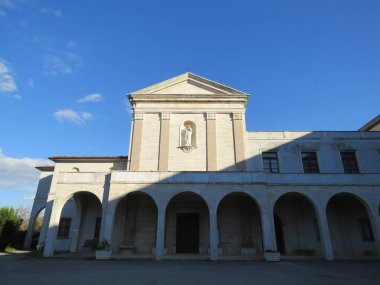 Antik Kilise, en eski olanlar en özel olanları, özellikle bu biz her ayrıntıda onun antik kutsama bakın 