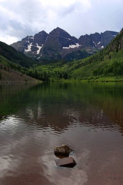 Aspen, Colorado yakınındaki doğal Maroon çan