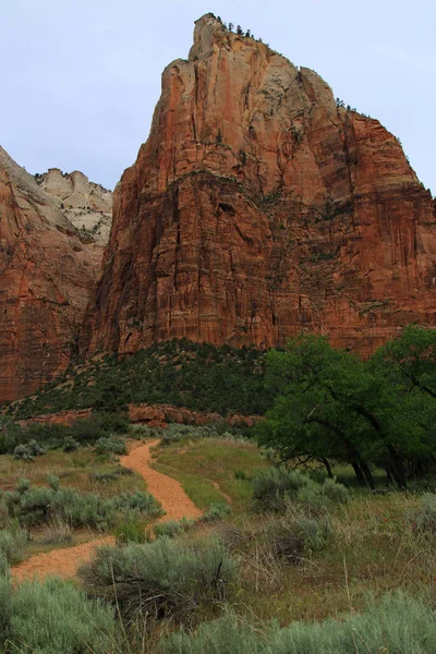 犹他州红色岩石景观 — 图库照片