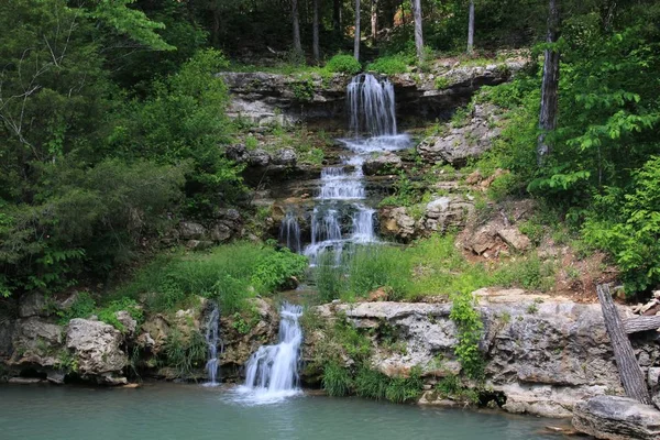 Akan su Şelalesi — Stok fotoğraf