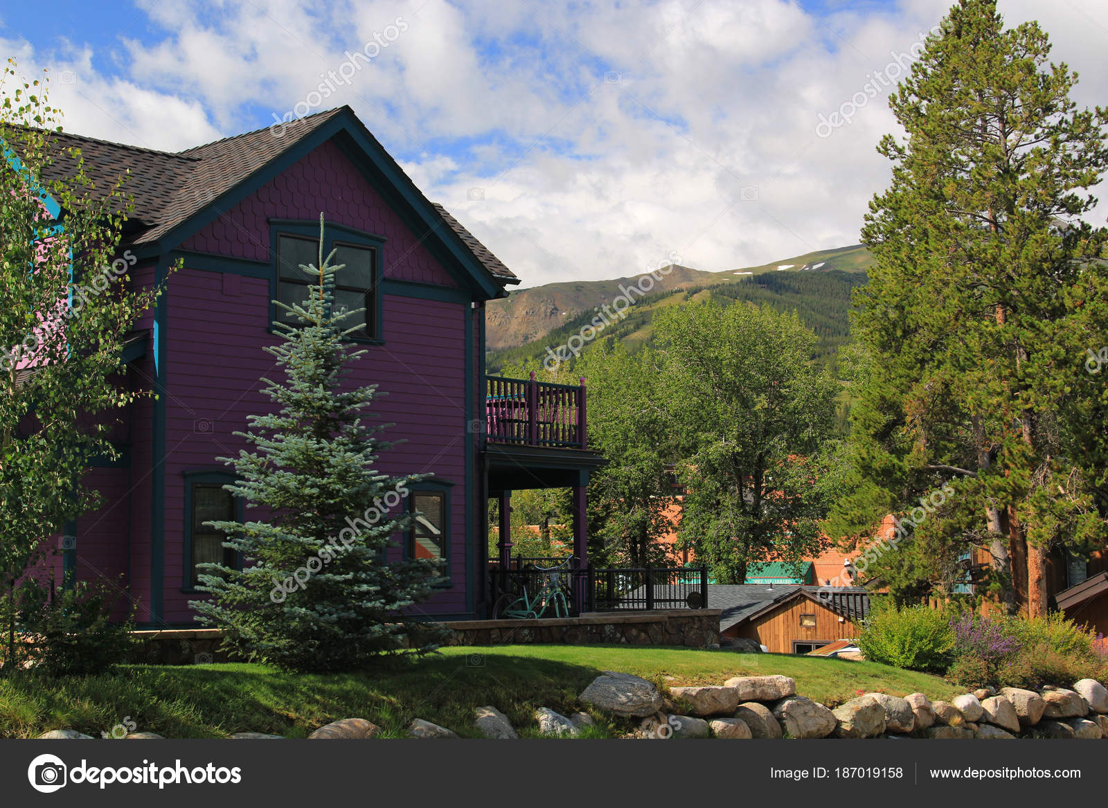 Old Log Cabin Located Rocky Mountains Stock Photo C Ron