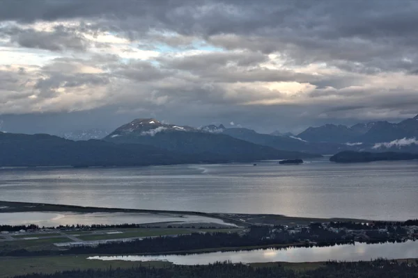 Kenai Mountain range around Homer Alaska — Stock Photo, Image