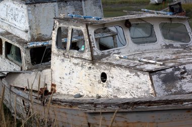 eski balıkçı teknesi