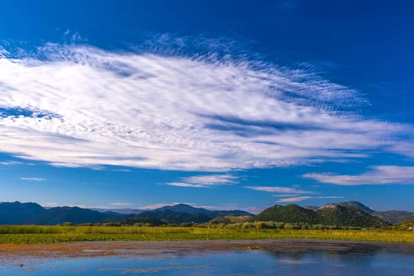 Valle del Lago Skadar. Montenegro . — Foto de Stock