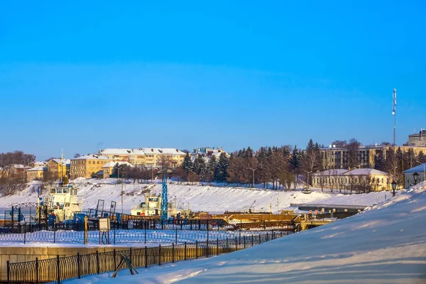 Urban harbor in winter Uglich, Russia. — Stock Photo, Image