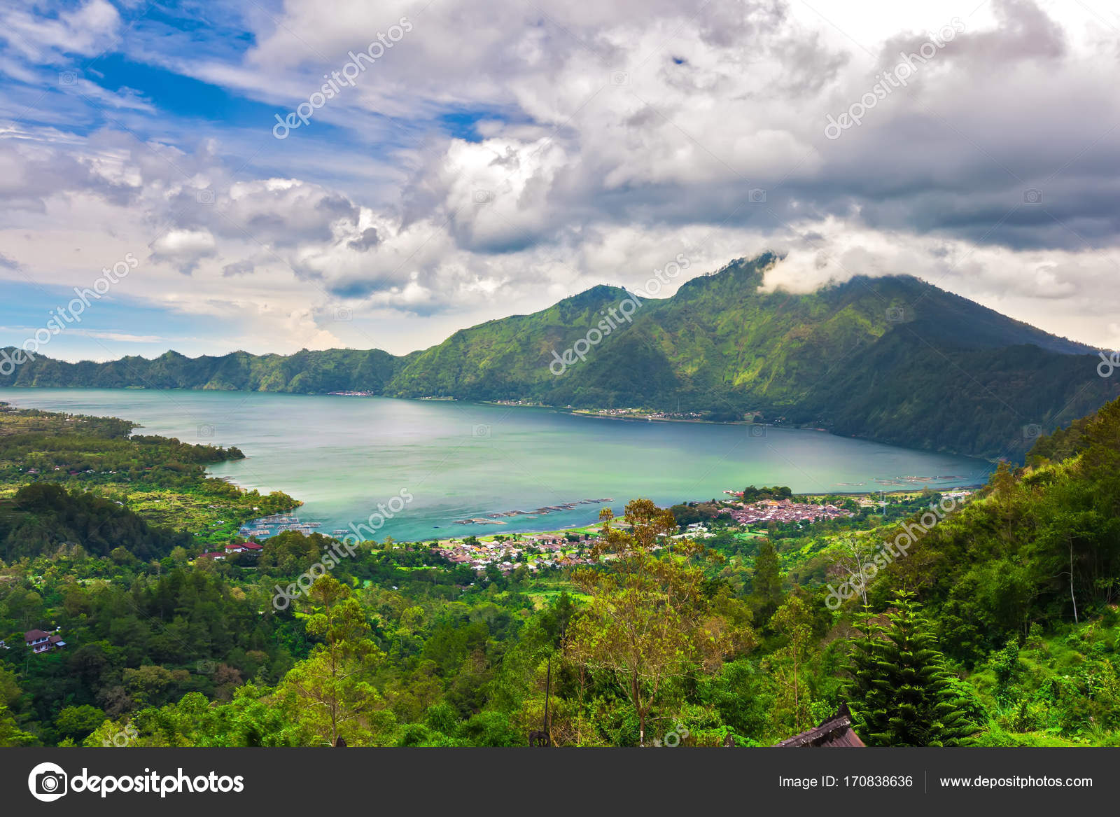 Danau Batur, Gunung Batur, Kintamani, Bali, Indonesia. — Stock Photo