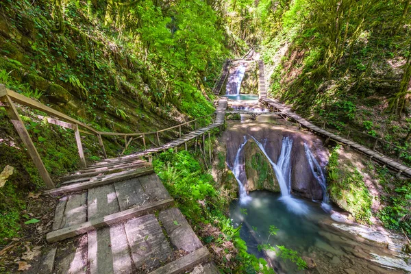 33 Wasserfälle, Sotschi, Russland. — Stockfoto