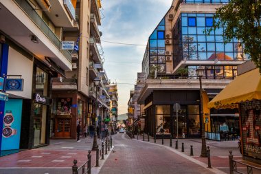 Gklavani street, Volos, Yunanistan - Nisan 2017.