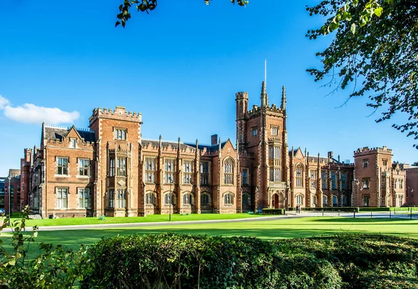 Het Queen's University Belfast — Stockfoto