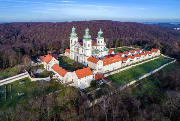 Камалдольский монастырь и церковь в Белянах, Краков, Польша — стоковое фото