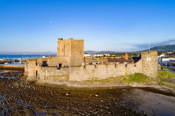 Normandisch kasteel in Carrickfergus in de buurt van Belfast — Stockfoto