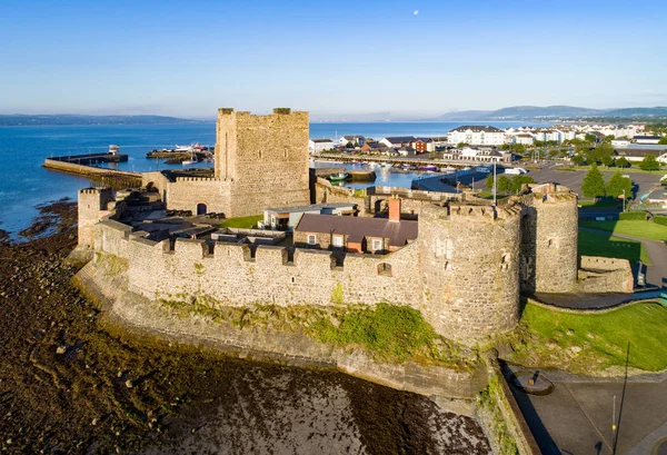 Norman hrad Carrickfergus nedaleko Belfastu — Stock fotografie