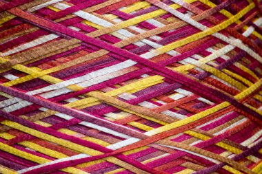 renkli iplik bobin doku