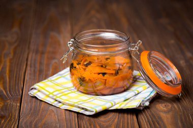 Vegan DIY sağlıklı ev yapımı somon