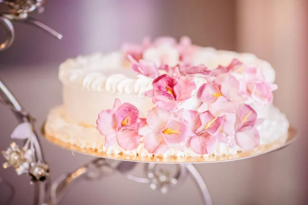 Delicious tasty wedding cake detail — Stock Photo, Image