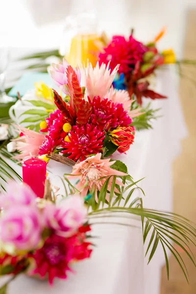 Beautiful wedding reception table decoration — Stock Photo, Image