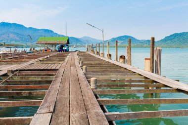 Koh Chang ahşap iskele