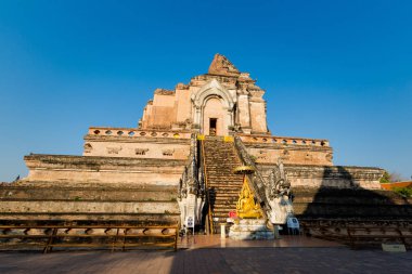 WAT Chedi Luang Budist tapınağı