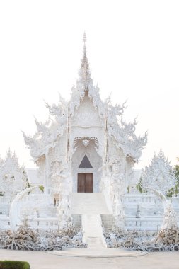WAT Beyaz Tapınak Wat Rong Khun