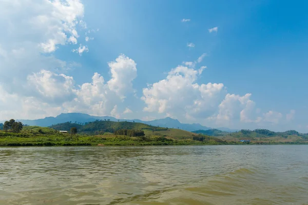 Táj alatt Mekong Laosz körutazás — Stock Fotó