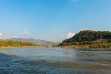 Manzara sırasında Mekong cruise Laos