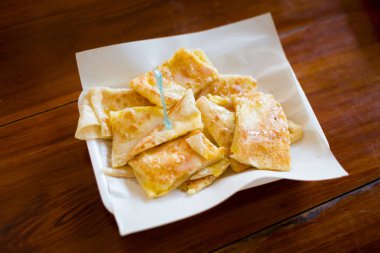 Taylandlı çıtır çıtır kızarmış roti gözleme 