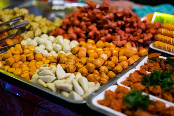 Выбор тайской уличной еды — стоковое фото