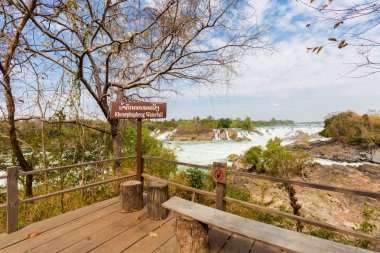 Khone Phapheng şelale çevreleyen