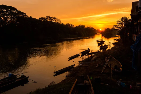 Nascer do sol dourado em Don Det — Fotografia de Stock