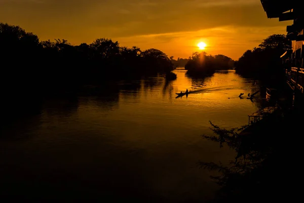 Nascer do sol dourado em Don Det — Fotografia de Stock