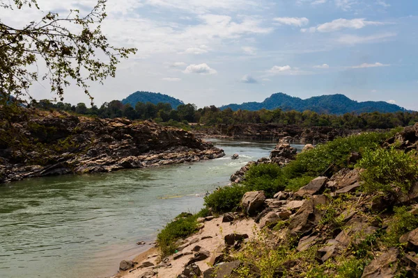 Khongyai plaj Don Khone Laos