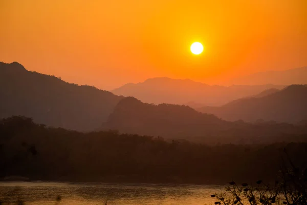 Stock image Mount Phou Si temple sunset