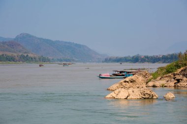 Luang Prabang nehirde Mekhong