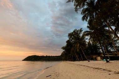 Koh Kood 'da günbatımı manzarası