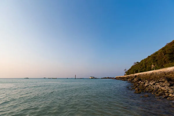 島ラーンの熱帯の風景 — ストック写真