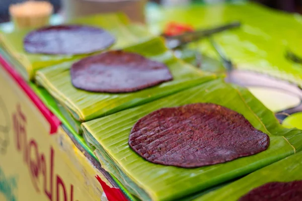 Thai gegrillter schwarzer klebriger Reis — Stockfoto