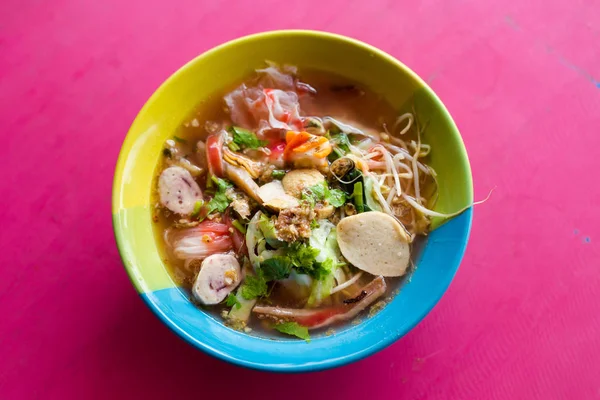 Sopa de fideos de marisco tailandés —  Fotos de Stock