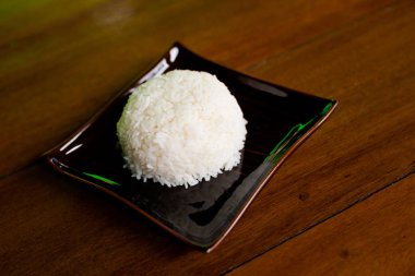 Yasemin beyaz pirinç Tay buğulama