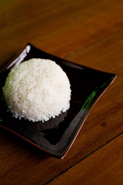 Yasemin beyaz pirinç Tay buğulama