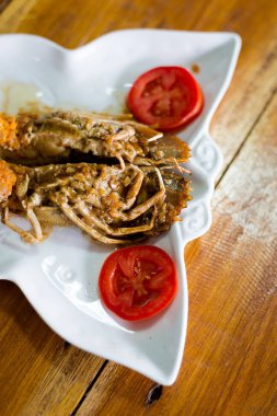 Flathead ıstakoz kızarmış sarımsak ile