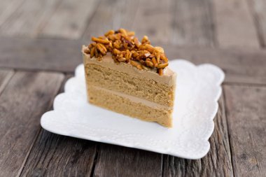 Tay kahveli kek parçası