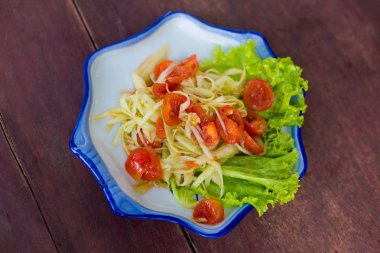 Papaya Tam Mak Houng salatası