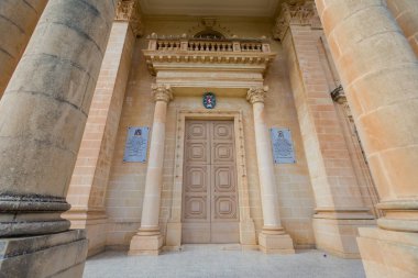 Sandsone Katolik mimari Malta