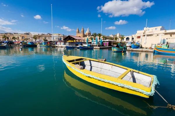 Hafen in marsaxlokk auf malta — Stockfoto