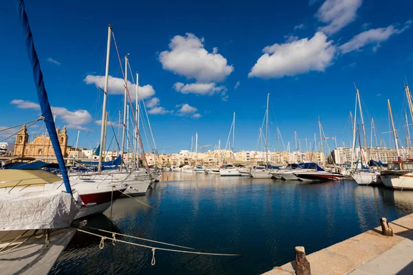 Hafen in Pieta auf Malta — Stockfoto