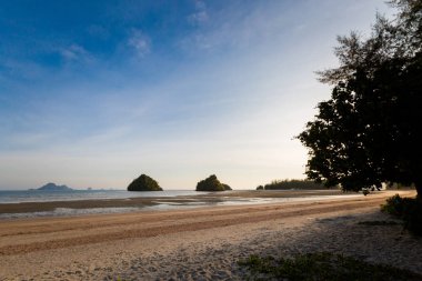 Krabi tropikal Nopparattara beach