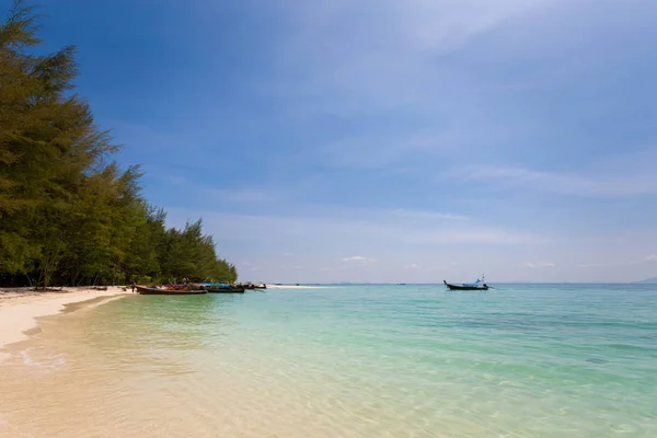 Tropische Landschaft von koh poda — Stockfoto